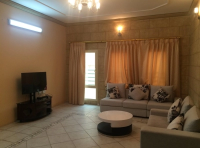 3 Bedroom Flat For Rent in Adliya