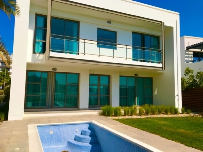 Villa For Rent In Amwaj Island