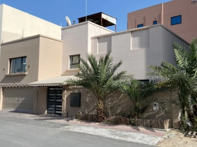 Villa For Sale In Jid Ali