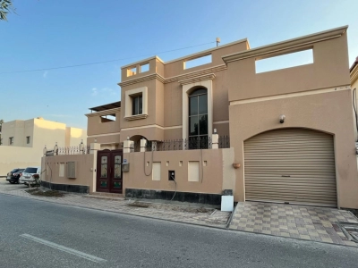 Villa For Sale In Maqaba