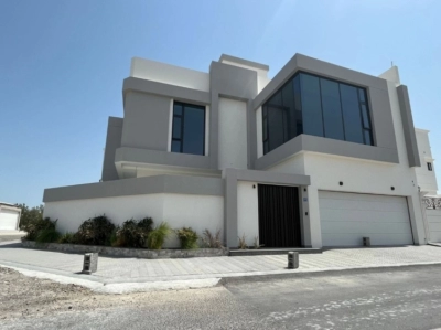 Villa For Sale In Janabiyah