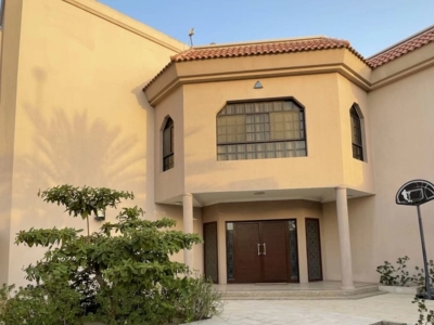 Villa For Sale In Tubli