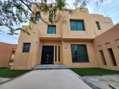 Villa For Sale In Buqwa