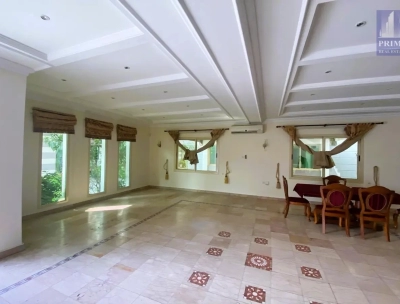 Villa for rent in Busaiteen